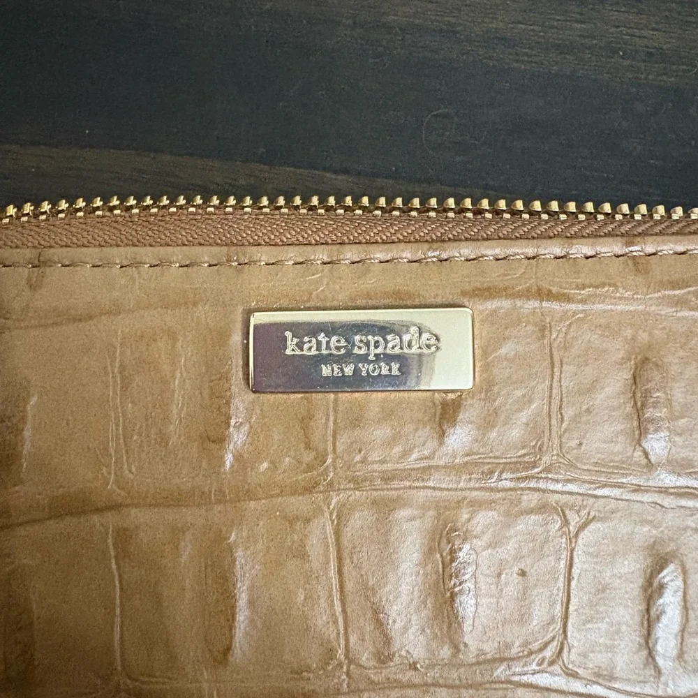 NWT Kate Spade Brown Croc Embossed Wallet - Picture 2 of 4